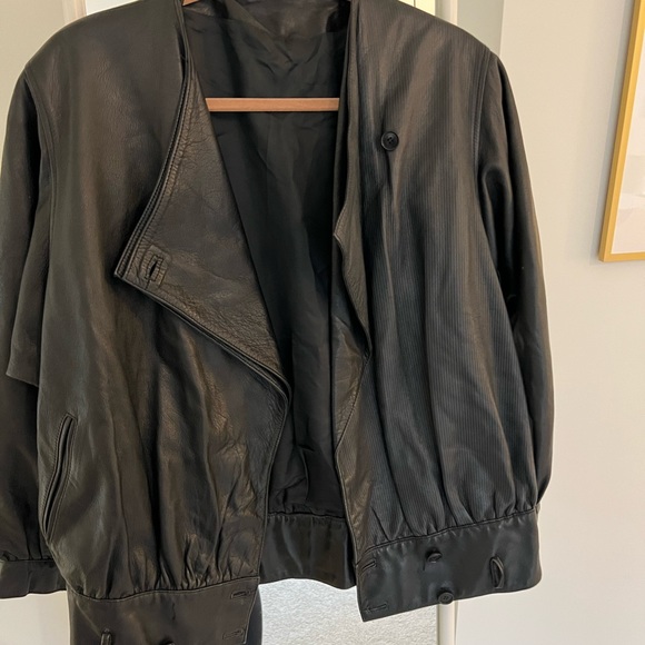 Vintage leather jacket - Picture 6 of 9